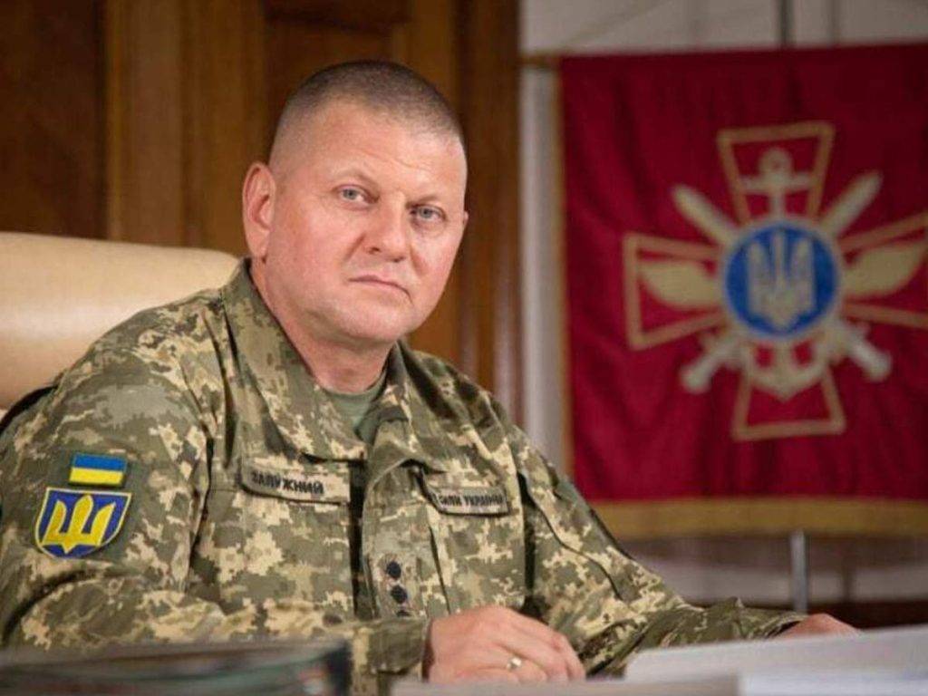 Кого зі студентів не випускають з України та що пропонує змінити Залужний