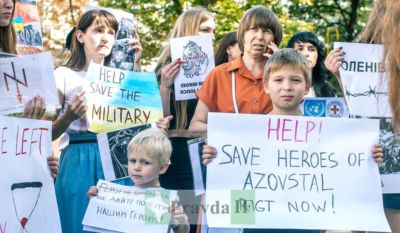 Акція на підтримку полонених захисників з Азовсталі у Франківську,Акція на підтримку військовополонених у Франківську,Росія держава терорист