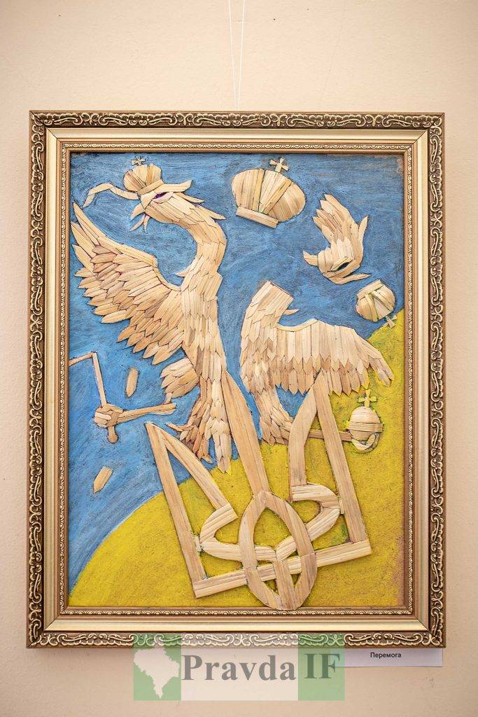 У Франківську відкрилася виставка барельєфів Романа Діди "Моя Україна"
