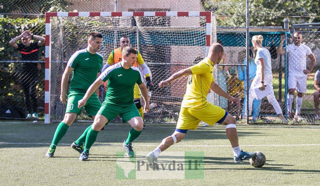 турнір з міні-футболу пам'яті Степана Тарабалки,Відкриття футбольного турніру пам'яті Степана Тарабалки,пілот Степан Тарабалка