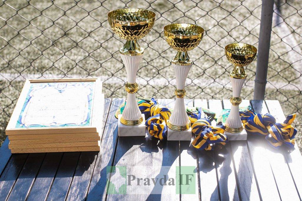 турнір з міні-футболу пам'яті Степана Тарабалки,Відкриття футбольного турніру пам'яті Степана Тарабалки,пілот Степан Тарабалка