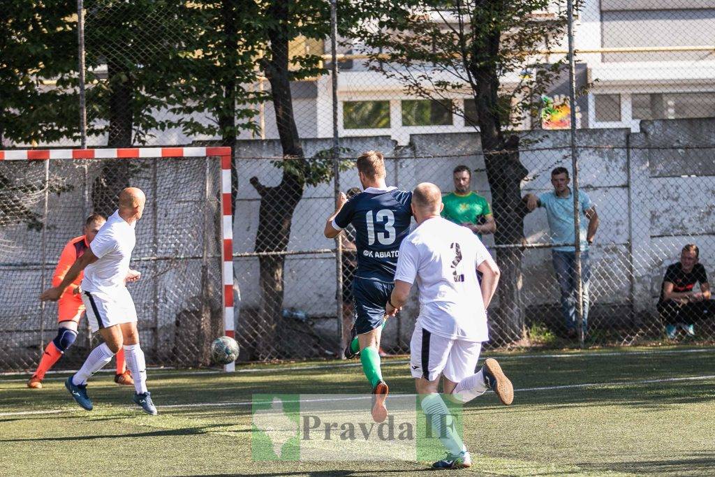 турнір з міні-футболу пам'яті Степана Тарабалки,Відкриття футбольного турніру пам'яті Степана Тарабалки,пілот Степан Тарабалка