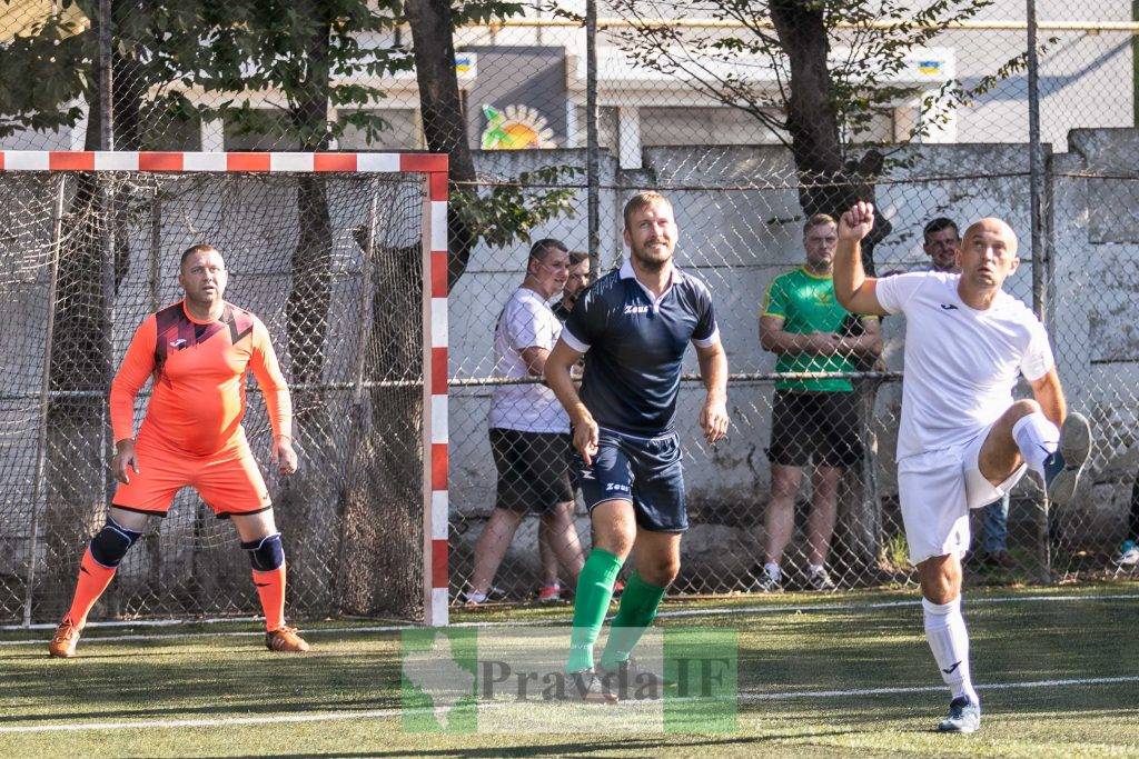 турнір з міні-футболу пам'яті Степана Тарабалки,Відкриття футбольного турніру пам'яті Степана Тарабалки,пілот Степан Тарабалка