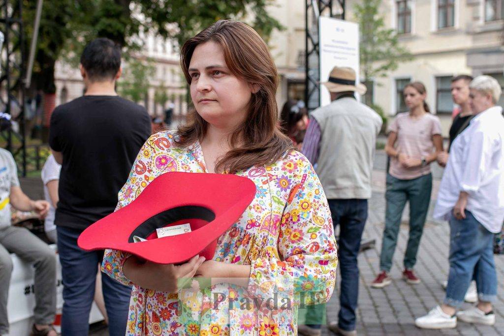 у франківську скасували на шапку,Рада оборони Івано-Франківської області,Людмила Лінник