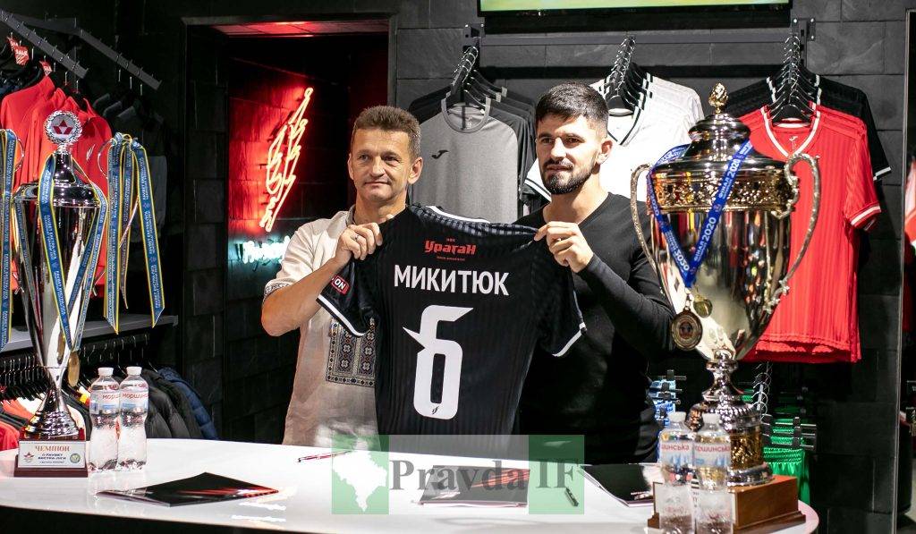 франківський ураган,Футзаліст збірної України Петро Шотурма,Новачки Урагану Петро Шотурма Ігор Корсун Микола Микитюк