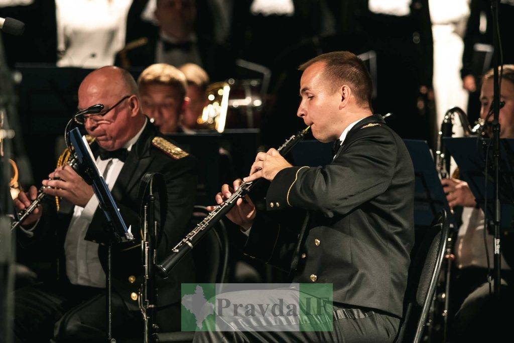 Бій за Україну,Національний мистецький проєкт Бій за Україну,84 театральний сезон