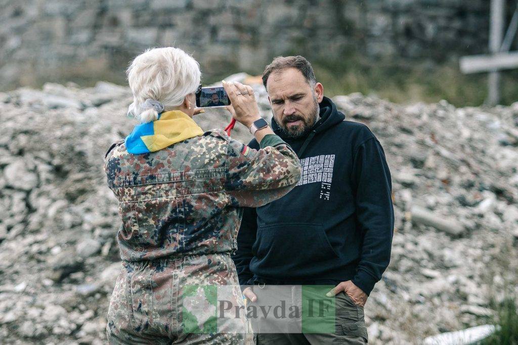 Бій за Україну,Вистава Бій за Україну на горі Піп Іван,вистава на горі піп іван