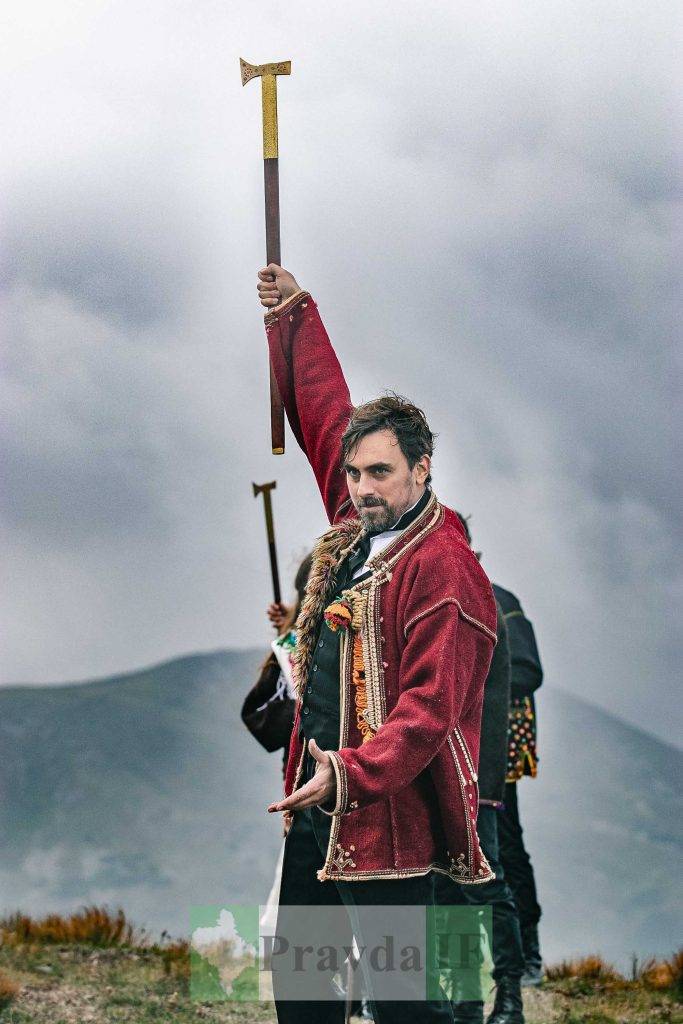 Бій за Україну,Вистава Бій за Україну на горі Піп Іван,вистава на горі піп іван