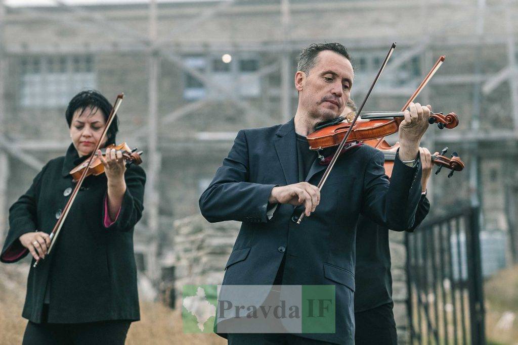 Бій за Україну,Вистава Бій за Україну на горі Піп Іван,вистава на горі піп іван