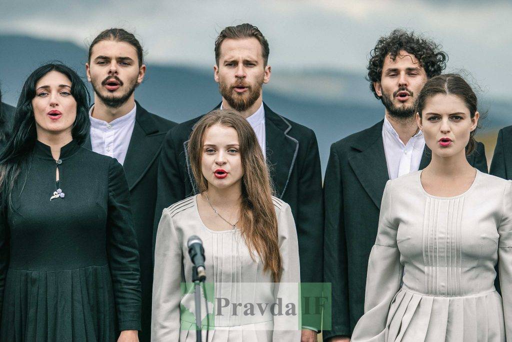 Бій за Україну,Вистава Бій за Україну на горі Піп Іван,вистава на горі піп іван