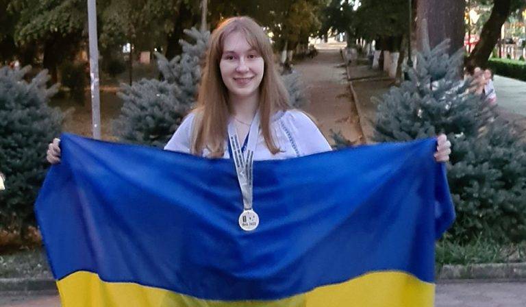 Учениця франківського ліцею виборола дві медалі на олімпіаді в Грузії