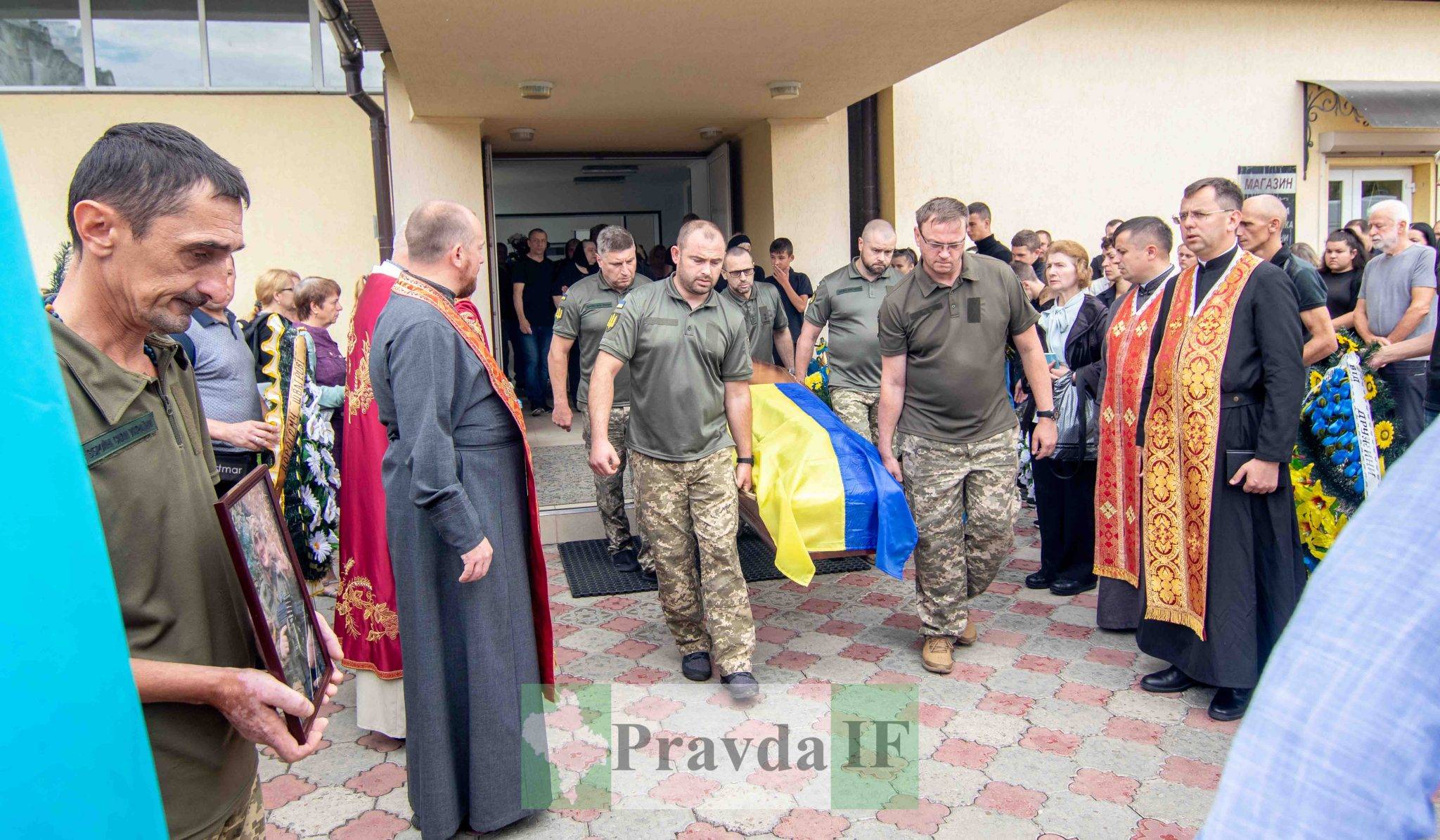 У Франківську попрощалися з Павлом Брикіном, який загинув захищаючи Україну