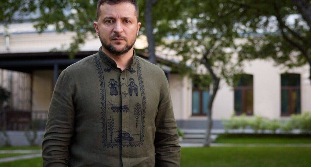 «Знати» й «захищати» завжди йдуть поруч: Зеленський привітав з початком навчального року