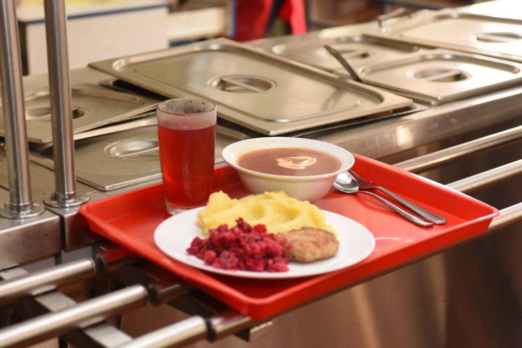 Соціальні їдальні у Франківську працюватимуть з понеділка