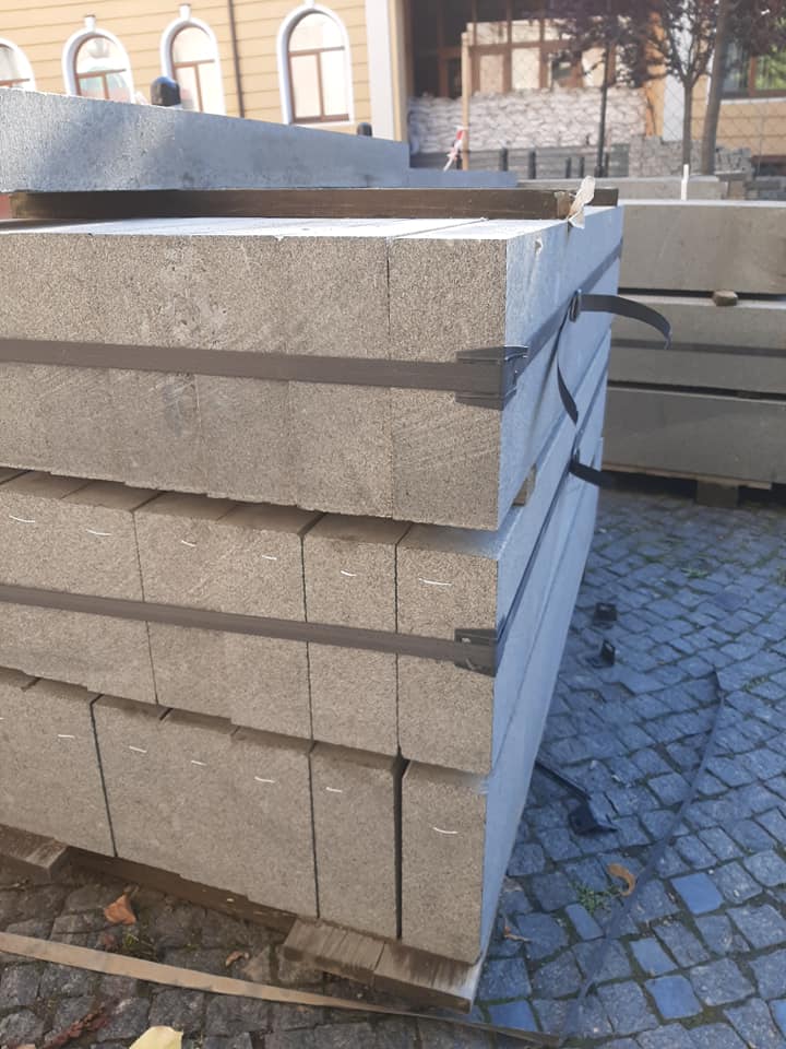 У Франківську відновили ремонт вулиці Крушельницької,пішохідна зона,ремонт вулиці