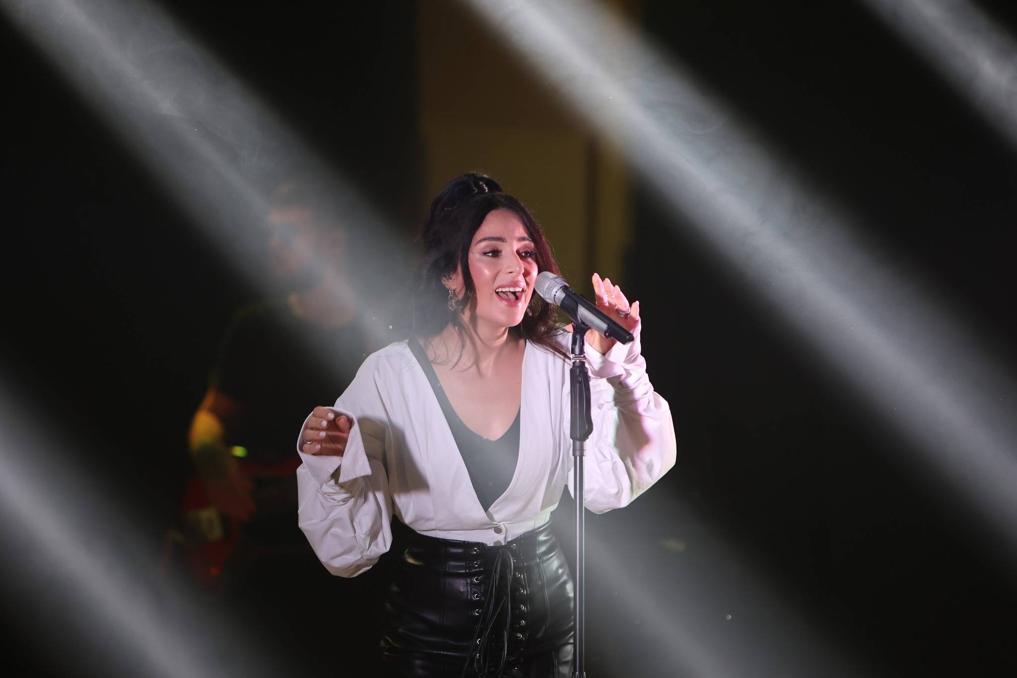 У Франківську з концертом в підтримку ЗСУ виступила Злата Огнєвіч,Злата Огнєвіч,франківська філармонія