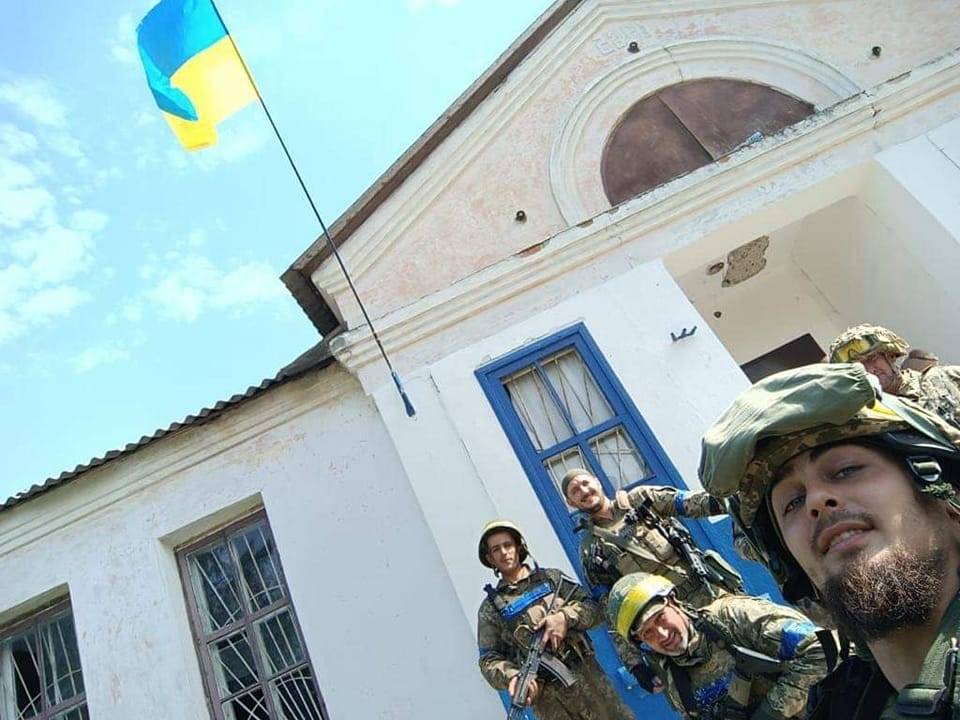 Сьогодні двохсотий день нашої героїчної оборони: за останні кілька днів ЗСУ звільнили близько двох тисяч км кв української землі