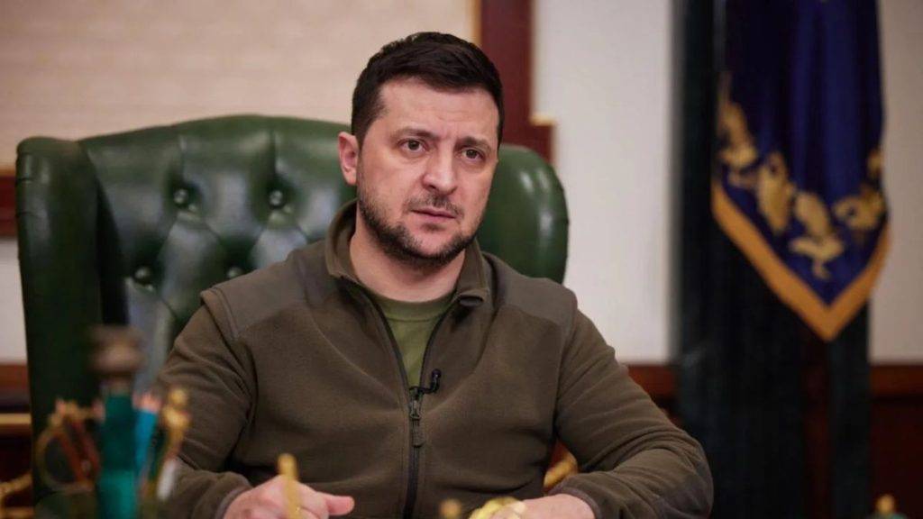 Будь ласка, не поспішайте, – Зеленський звернувся до блогерів, які розповідають про успіхи ЗСУ