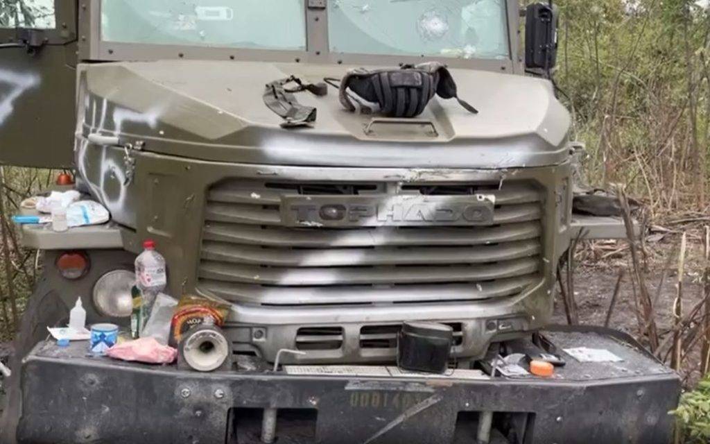 ЗСУ затрофеїли практично нову броньовану вантажівку окупантів