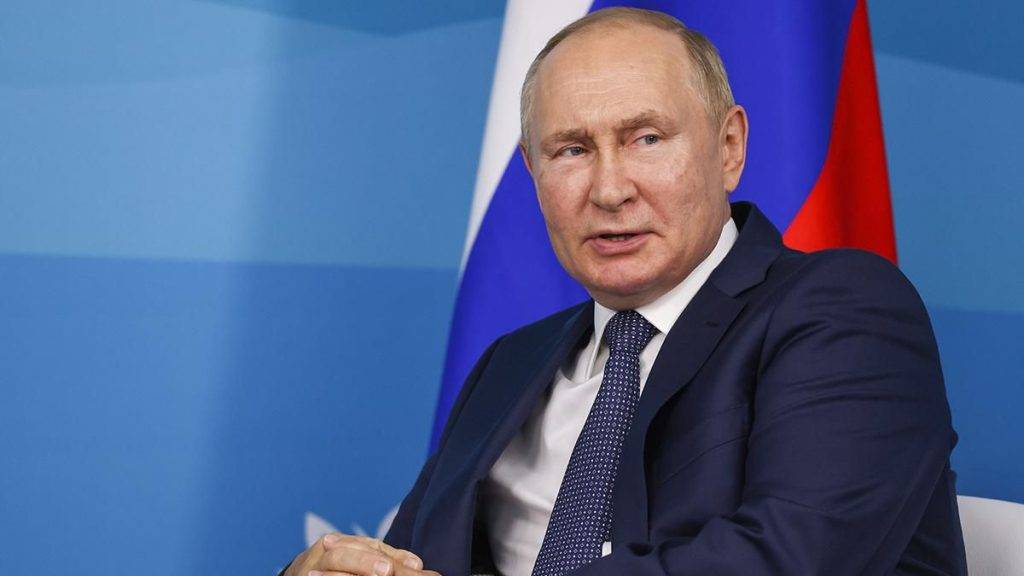 Путін підтримує псевдореферендуми на окупованих територіях України