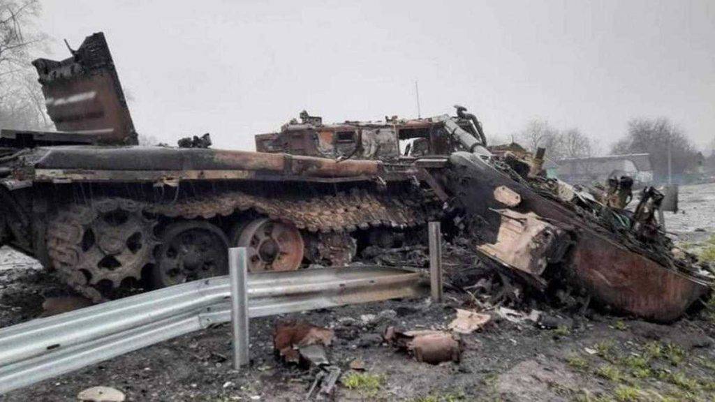 Вороже військо "схудло" на 450 росіян, броньовану автотехніку та гелікоптер, - Генштаб