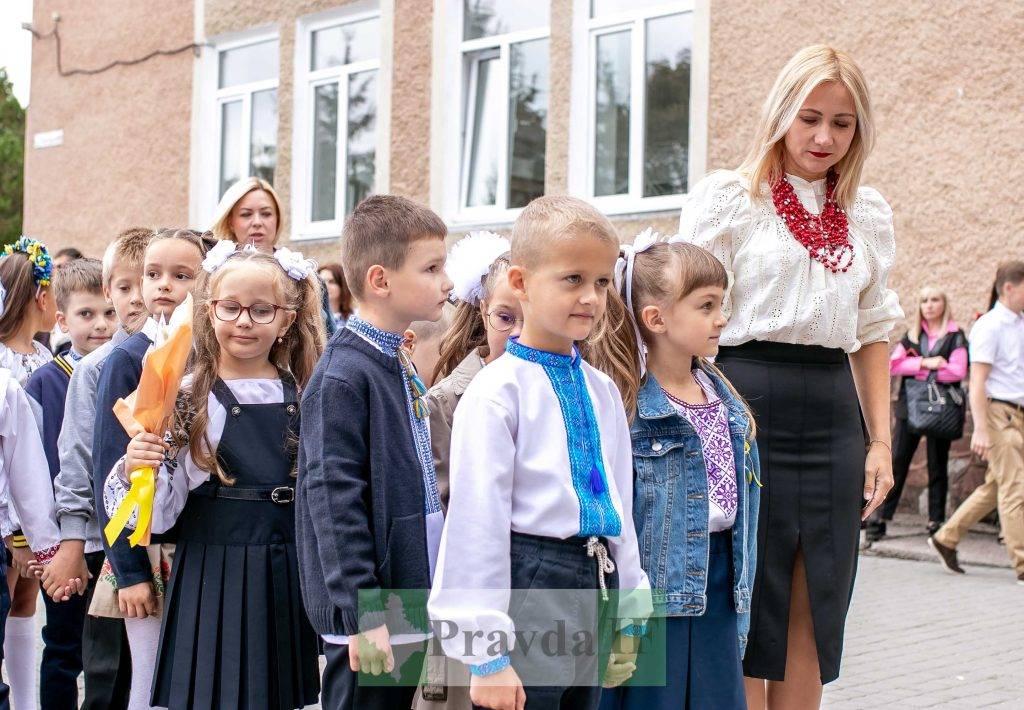 Перший дзвоник у Івано-Франківську,1 вересня в 20 ліцеї Івано-Франківська,франківські школи