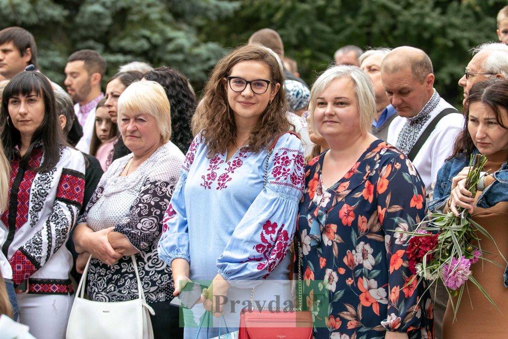 Перший дзвоник у Івано-Франківську,1 вересня в 20 ліцеї Івано-Франківська,франківські школи