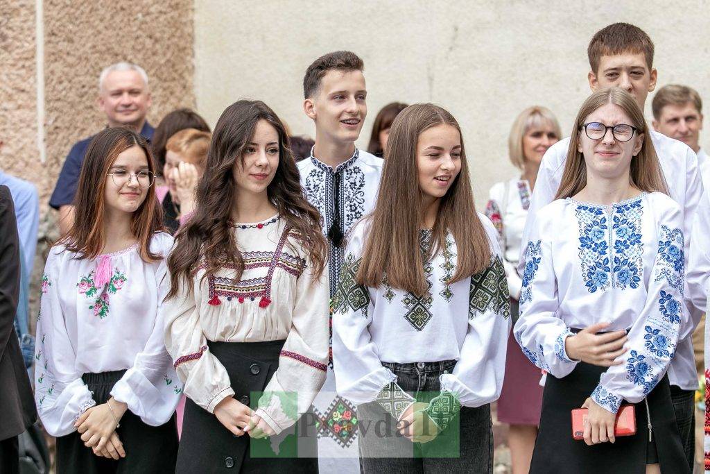 Перший дзвоник у Івано-Франківську,1 вересня в 20 ліцеї Івано-Франківська,франківські школи