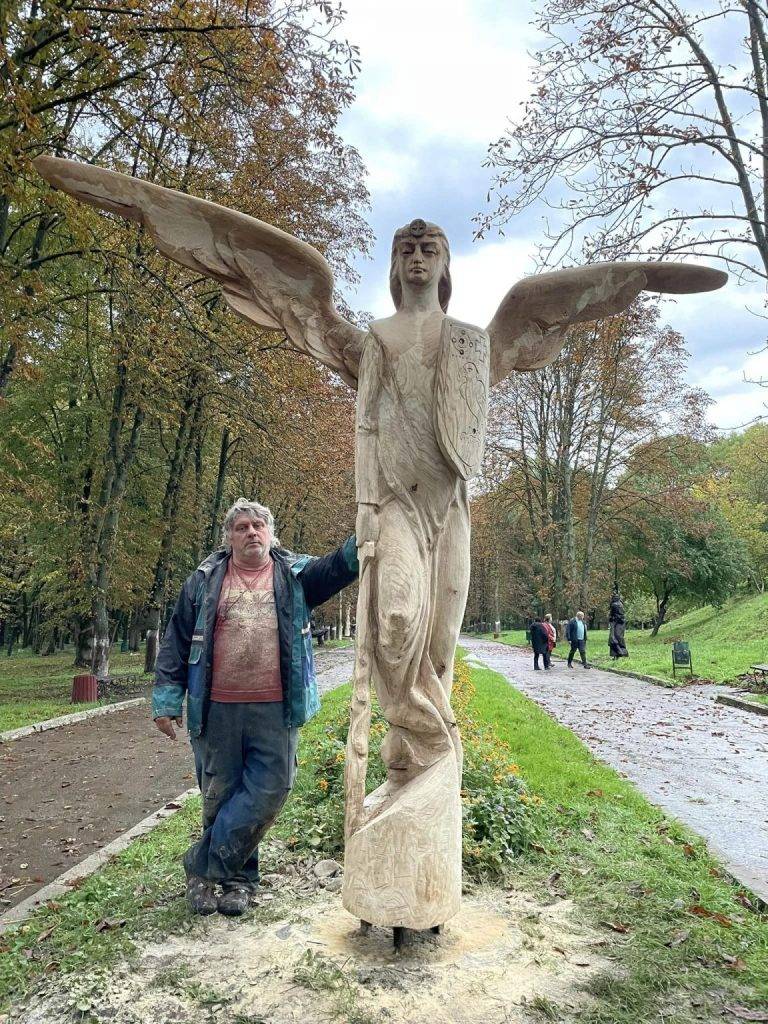 На Франківщині відбувся Міжнародний фестиваль дерев’яної скульптури