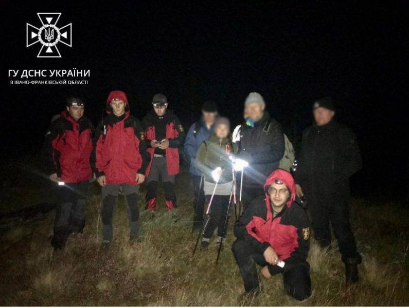 В Карпатах заблукала група туристів з Чернівців