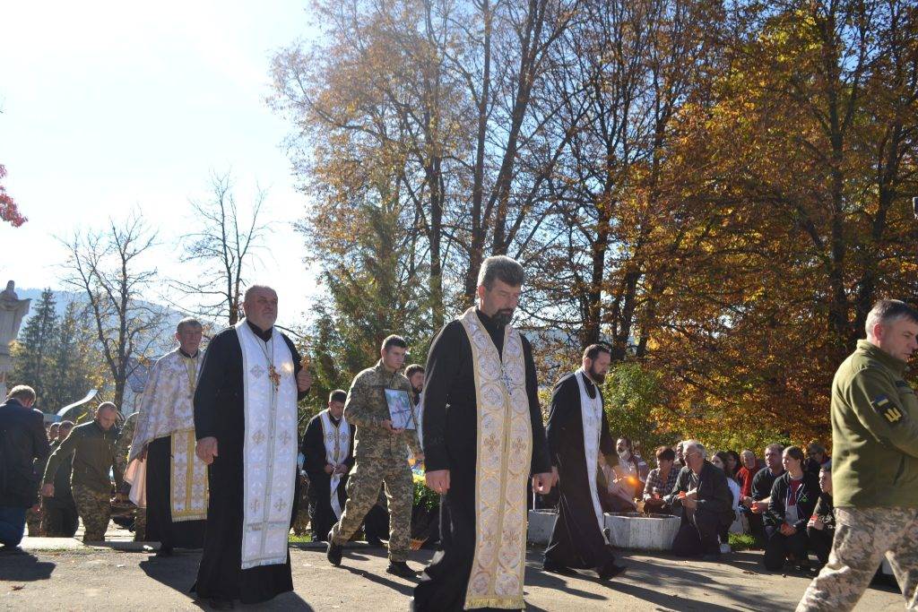 Назавжди повернувся додому: на Верховинщину привезли тіло загиблого захисника Віктора Іванова