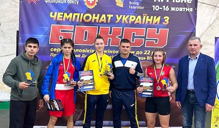 Прикарпатські спортсменки здобули медалі чемпіонату України з боксу