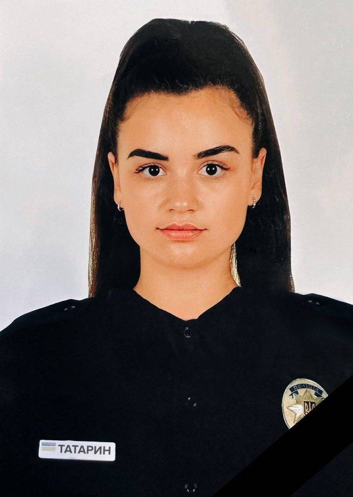 Внаслідок вчорашньої стрілянини в Чернівцях загинула 22-річна патрульна поліцейська Таїсія Татарин