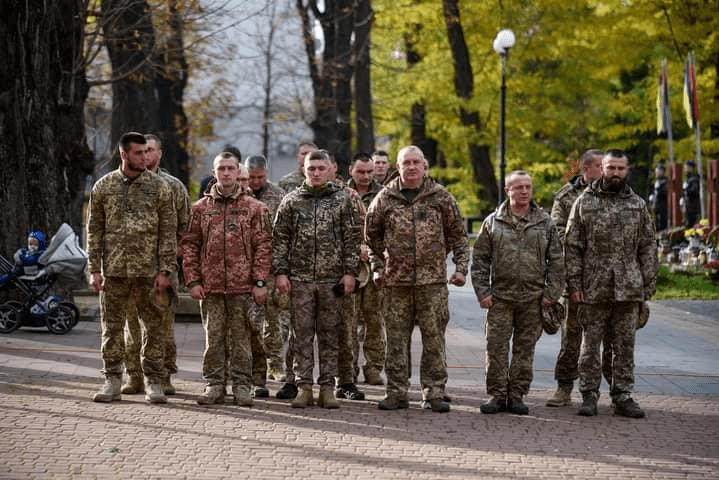 У Меморіальному сквері Івано-Франківська пролунав «Дзвін пам’яті»