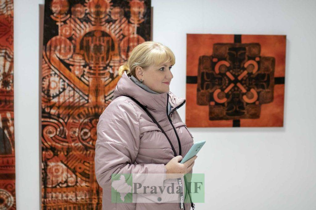«ПОСЕСТРИ — DUCHOWE SIOSTRY»: у Франківську стартувала унікальна українсько-польська виставка
