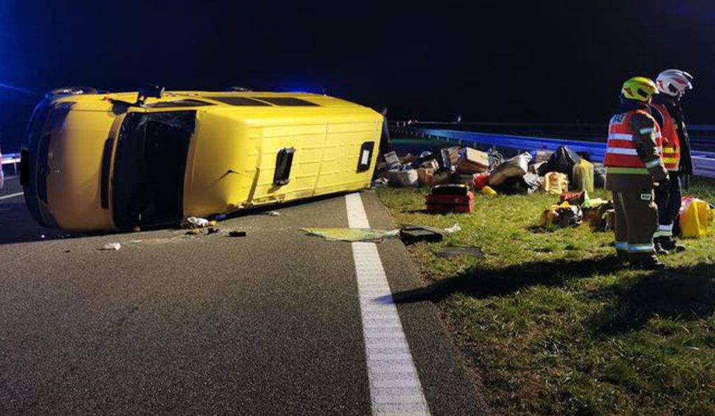 У Польщі бус з українцями потрапив в аварію: Загинув 13-річний хлопчик