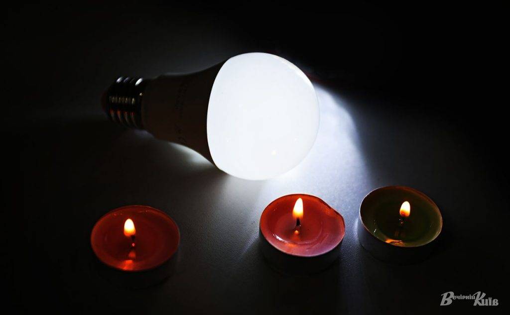 В Івано-Франківській області екстрено відключають від електропостачання ще дві черги споживачів