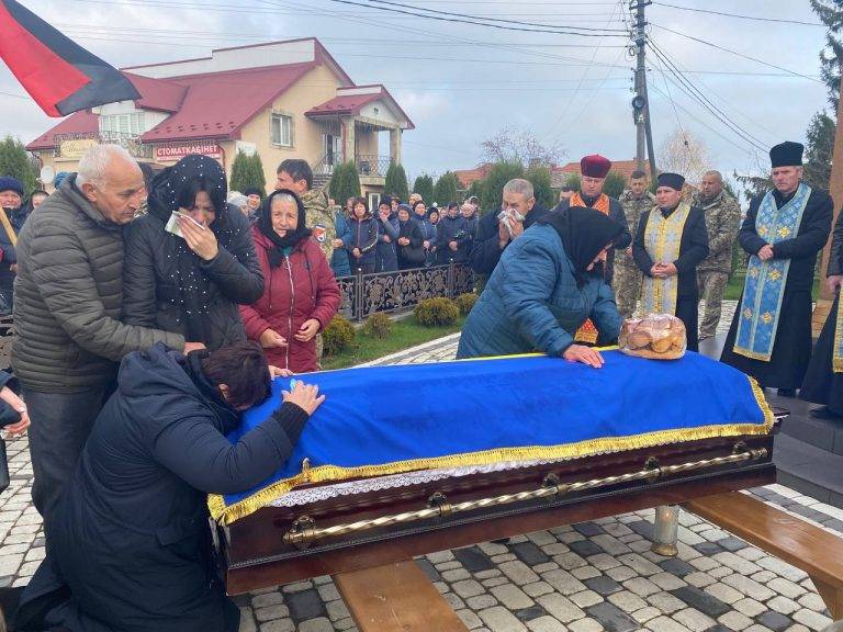 Городенківська громада віддала шану полеглому Герою Юрію Пернаю