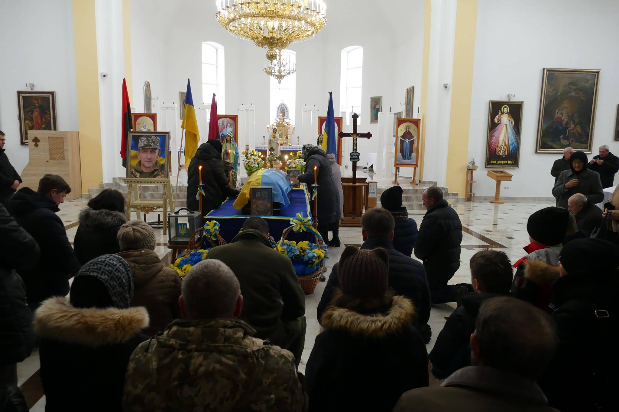 На Калущині провели в останню путь земляка-героя Василя Завадецького,загинув на війні,василь завадецький