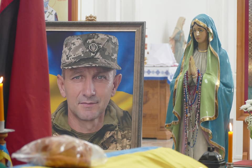 На Калущині провели в останню путь земляка-героя Василя Завадецького,загинув на війні,василь завадецький