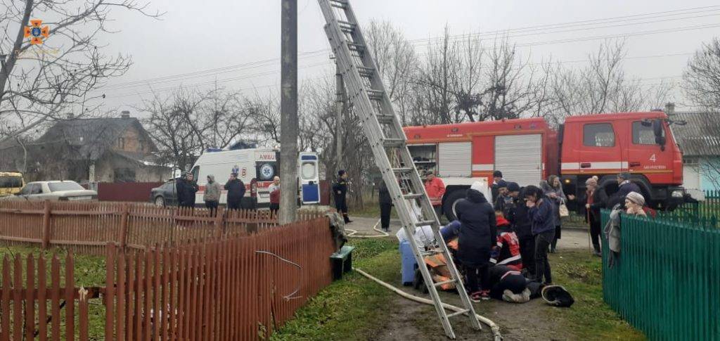 На Франківщині під час пожежі в будинку загинула 12-річна дівчинка