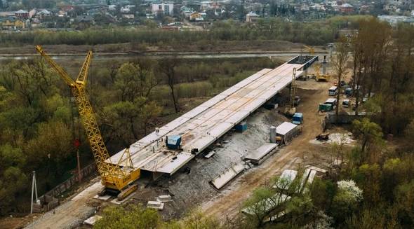 У Франківську відновилось будівництво нового пасічнянського моста