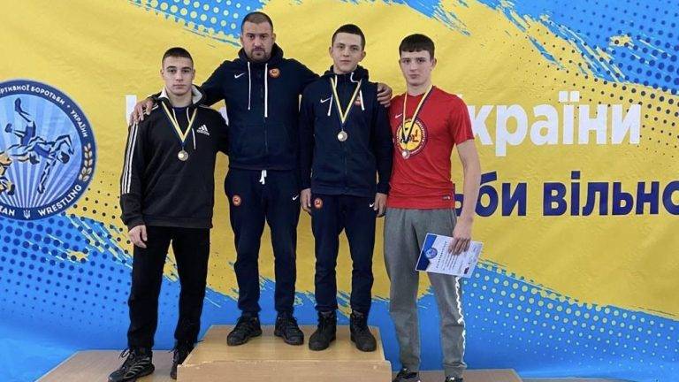 Прикарпатські студенти здобули бронзу на чемпіонаті України з вільної боротьби