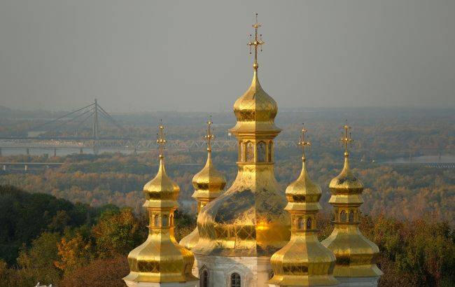 Філія ФСБ: у Києво-Печерській лаврі досі моляться за росію