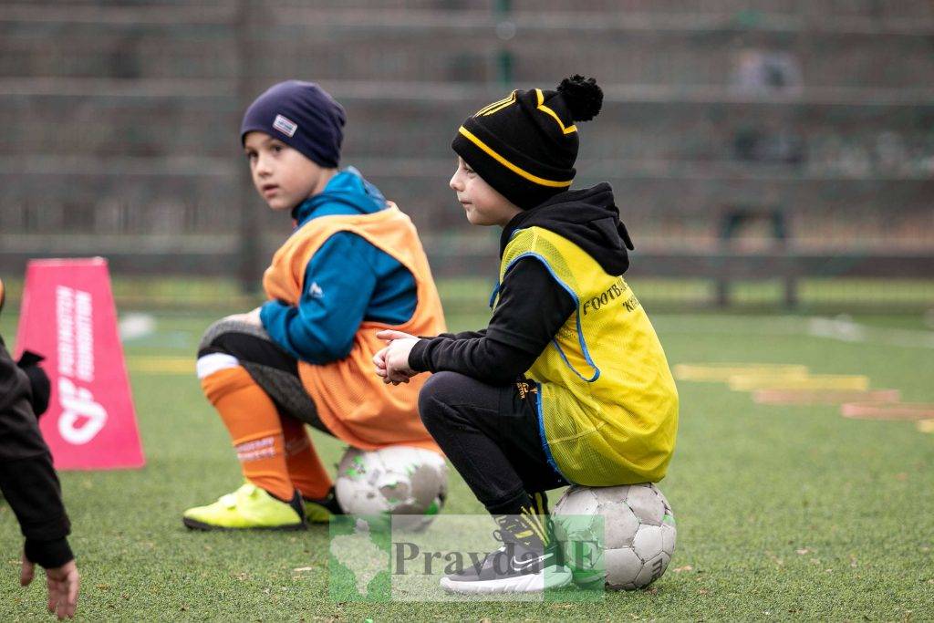У Франківську відомі спортсмени провели відкрите тренування з дітьми-учасниками програми “Спортивний наставник”