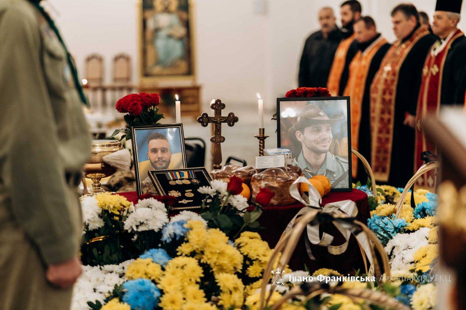 масштабний похорон,назар лугарєв,похорон франківських тероборонівців