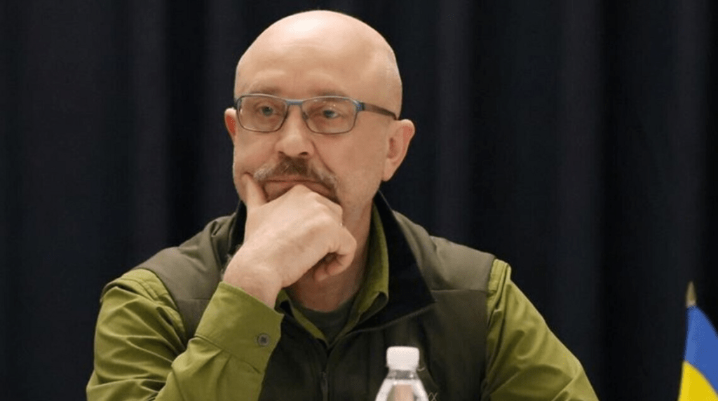 Очільник Міноборони анонсував "подарунки" у військовій допомозі від партнерів