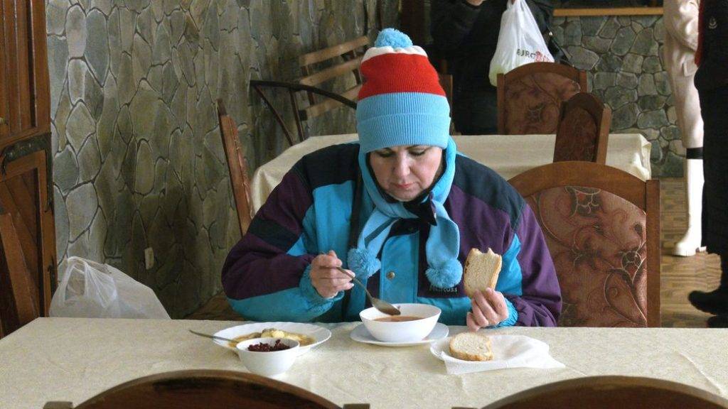 У Богородчанах організували соціальну їдальню для переселенців