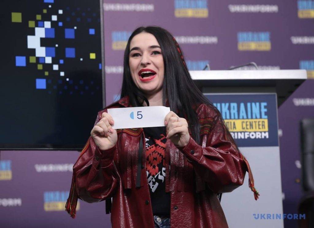 Прикарпатців закликають у фіналі Нацвідбору на Євробачення-2023 проголосувати за FIINKA