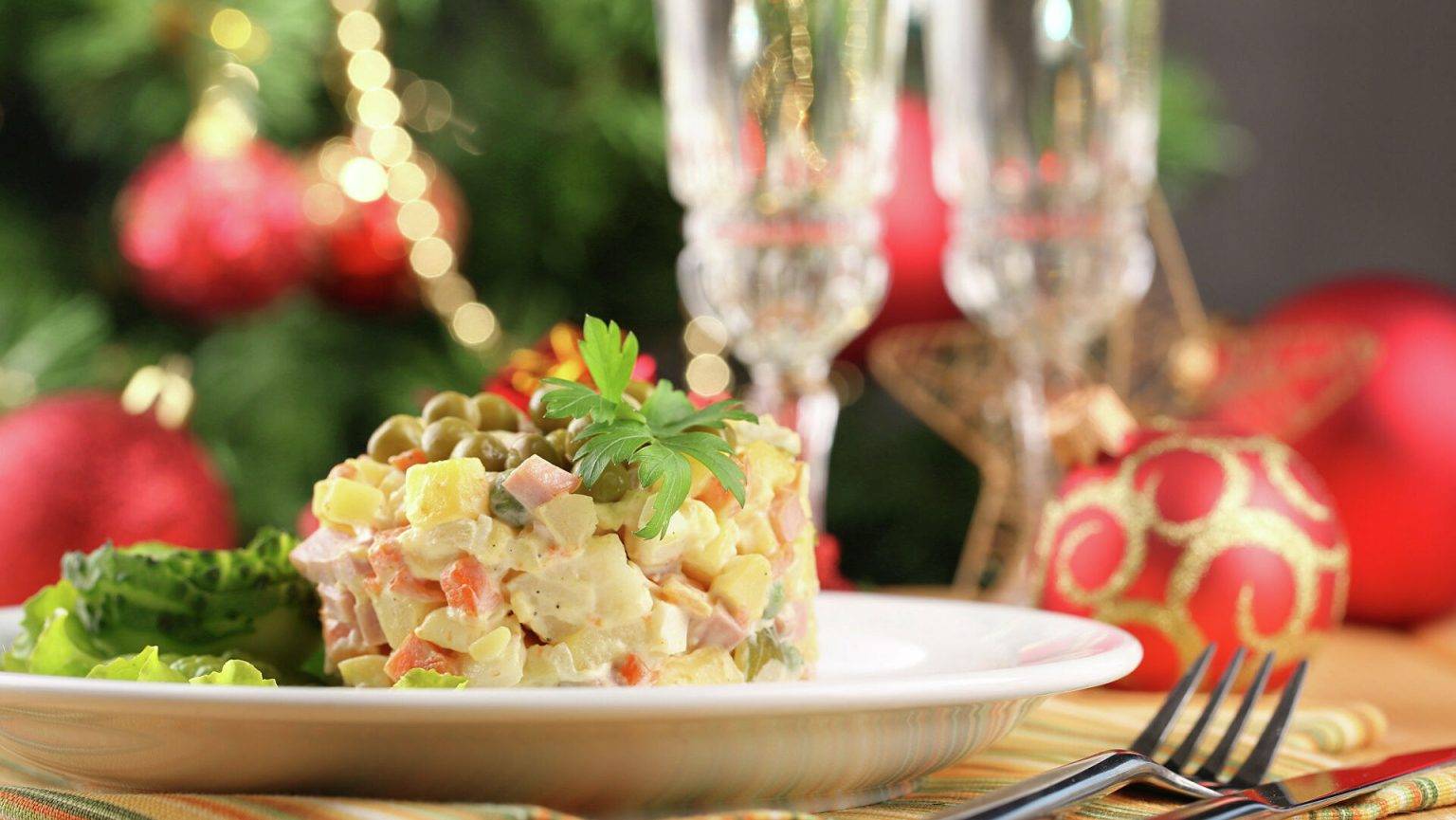 Прикарпатцям радять як не отруїтися за святковим столом